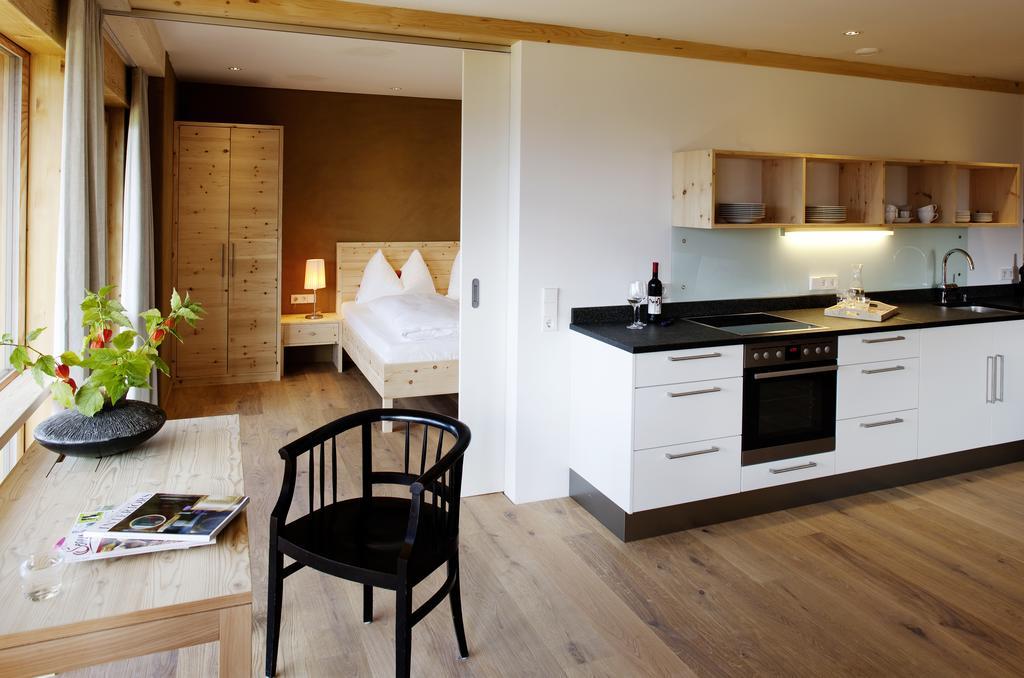 Der Weber - Haus Der Zukunft Apartment Hermagor-Pressegger See Bagian luar foto